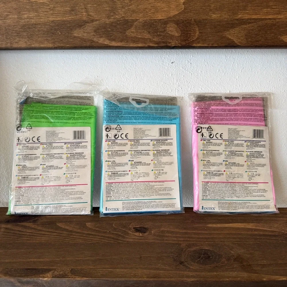 Intex Pool Float Lot 10 Inflatable Rings + Mat Summer Pool Set - Picture 3 of 16